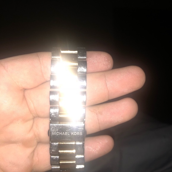 Michael Kors watch limited edition - Picture 7 of 8